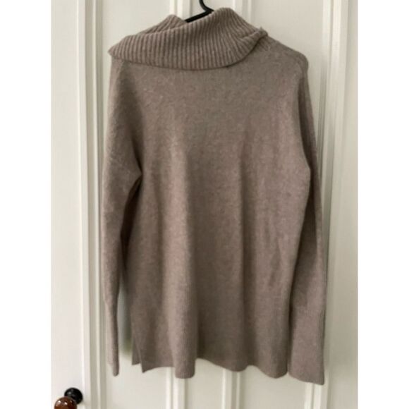 Nanette Lepore beige cowl neck sweater M - Picture 3 of 4